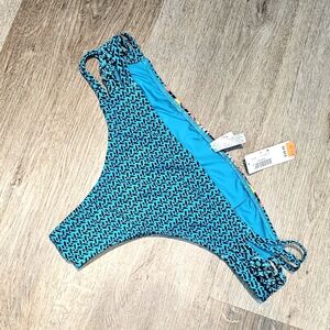 La Vie en Rose Adult swim bottom